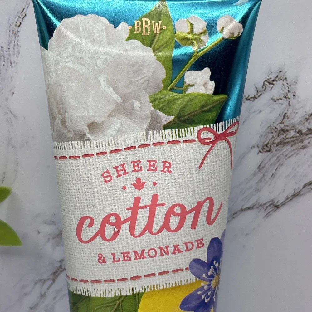 Bath & Body Works Sheer Cotton & Lemonade Ultra Shea Body‎ Cream 8 Oz Signature
